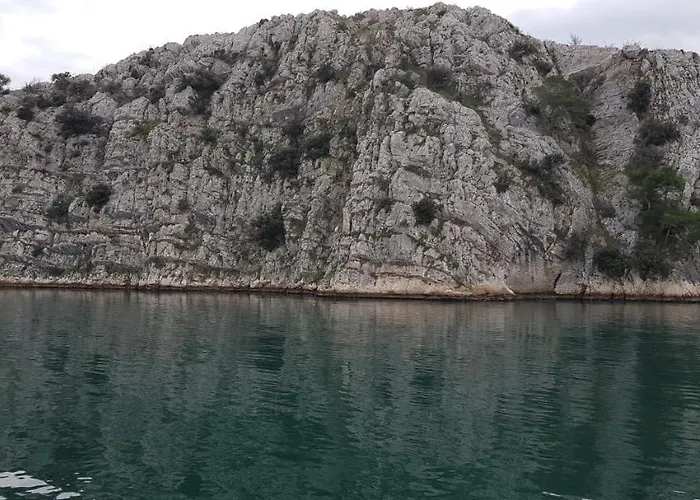 Zafranovic 아파트 프르빅루카